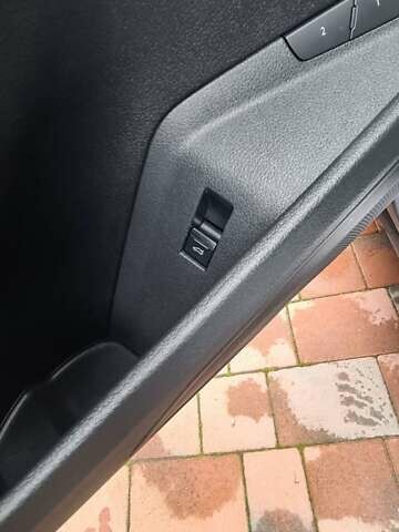 Серый Ауди E-Tron, объемом двигателя 0 л и пробегом 146 тыс. км за 21000 $, фото 39 на Automoto.ua