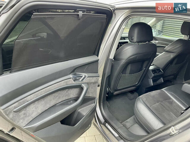 Серый Ауди E-Tron, объемом двигателя 0 л и пробегом 160 тыс. км за 23300 $, фото 13 на Automoto.ua