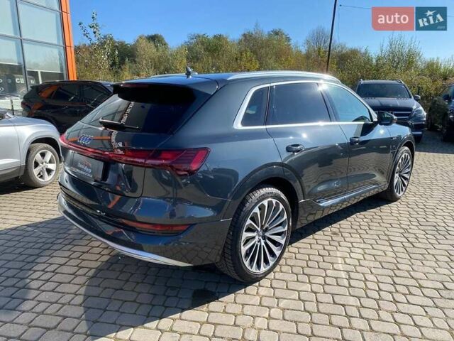 Серый Ауди E-Tron, объемом двигателя 0 л и пробегом 66 тыс. км за 34500 $, фото 6 на Automoto.ua