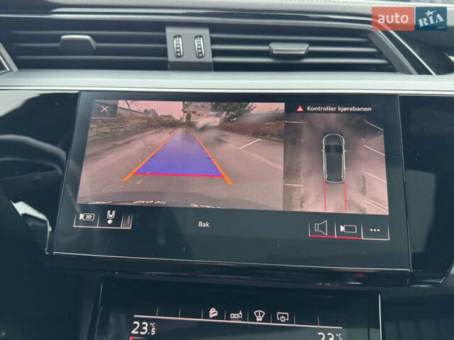 Сірий Ауді E-Tron, об'ємом двигуна 0 л та пробігом 86 тис. км за 31500 $, фото 9 на Automoto.ua