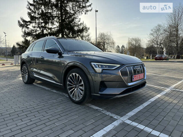 Сірий Ауді E-Tron, об'ємом двигуна 0 л та пробігом 199 тис. км за 32500 $, фото 5 на Automoto.ua