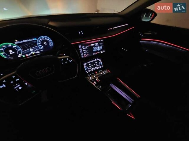 Серый Ауди E-Tron, объемом двигателя 0 л и пробегом 121 тыс. км за 27700 $, фото 54 на Automoto.ua