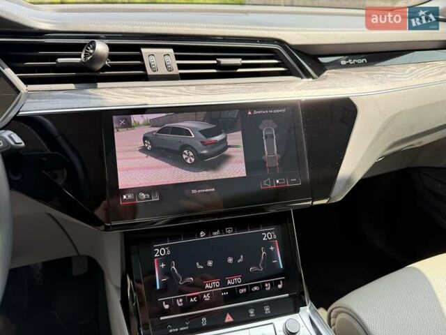 Сірий Ауді E-Tron, об'ємом двигуна 0 л та пробігом 88 тис. км за 34900 $, фото 33 на Automoto.ua