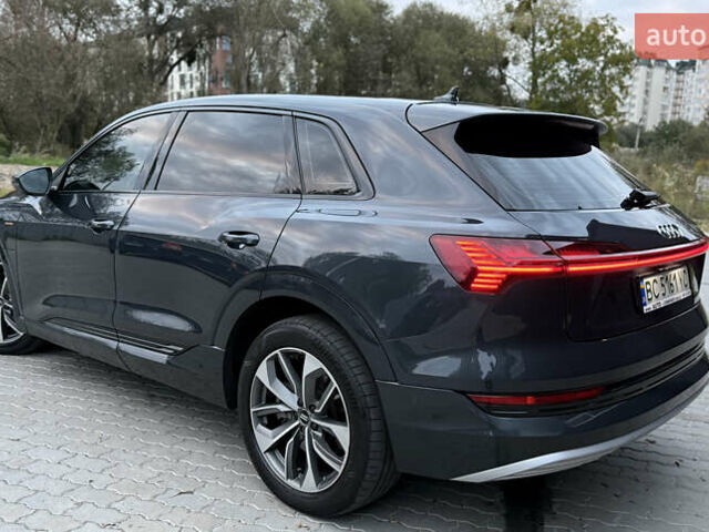 Сірий Ауді E-Tron, об'ємом двигуна 0 л та пробігом 190 тис. км за 26900 $, фото 23 на Automoto.ua