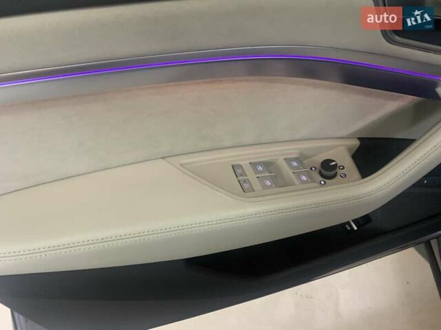 Серый Ауди E-Tron, объемом двигателя 0 л и пробегом 40 тыс. км за 30500 $, фото 40 на Automoto.ua