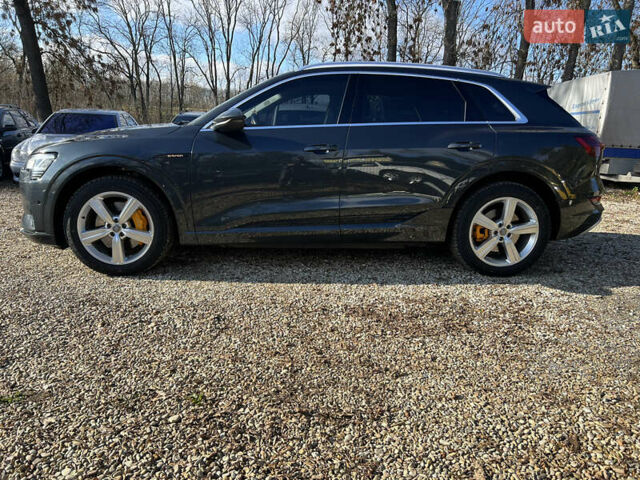 Сірий Ауді E-Tron, об'ємом двигуна 0 л та пробігом 148 тис. км за 29900 $, фото 5 на Automoto.ua