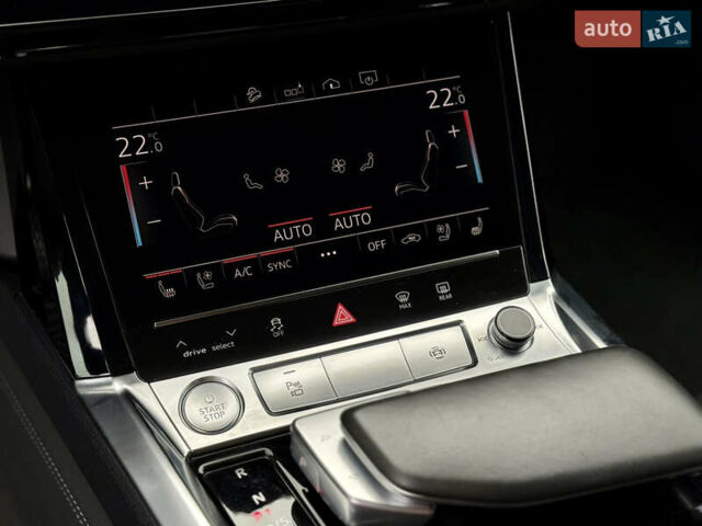 Сірий Ауді E-Tron, об'ємом двигуна 0 л та пробігом 59 тис. км за 30500 $, фото 18 на Automoto.ua