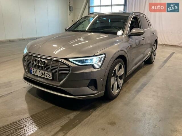 Ауді E-Tron 2019 у Луцьку на Automoto.ua Сірий Ауді E-Tron, об'ємом двигуна 0 л та пробігом 142 тис. км за 32000 $, фото 2 на Automoto.ua