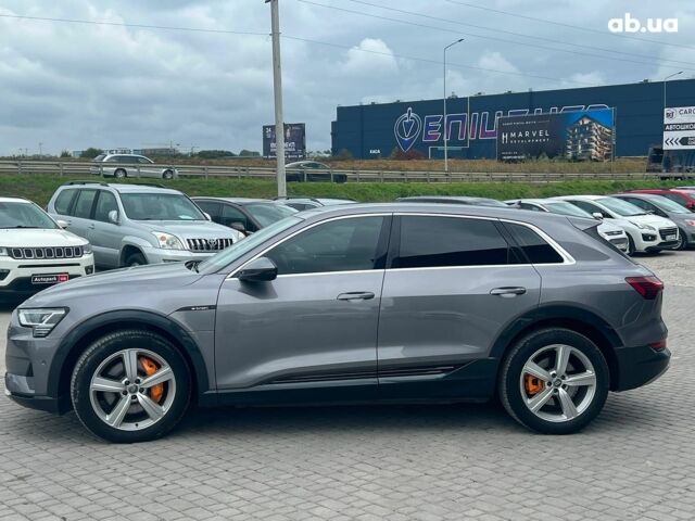 Серый Ауди E-Tron, объемом двигателя 0 л и пробегом 118 тыс. км за 31950 $, фото 6 на Automoto.ua