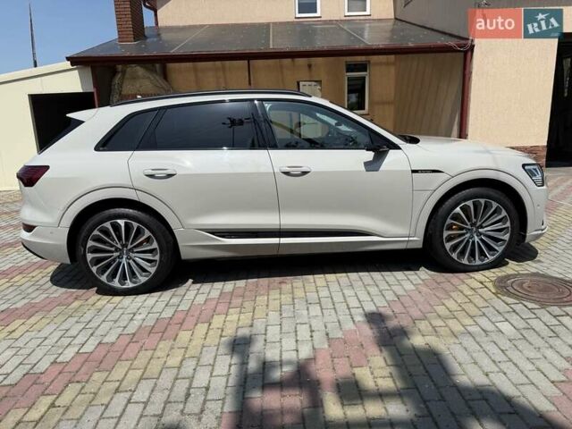 Сірий Ауді E-Tron, об'ємом двигуна 0 л та пробігом 88 тис. км за 34900 $, фото 12 на Automoto.ua