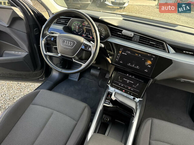 Серый Ауди E-Tron, объемом двигателя 0 л и пробегом 162 тыс. км за 20850 $, фото 40 на Automoto.ua