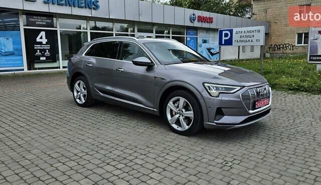 Сірий Ауді E-Tron, об'ємом двигуна 0 л та пробігом 201 тис. км за 25900 $, фото 4 на Automoto.ua