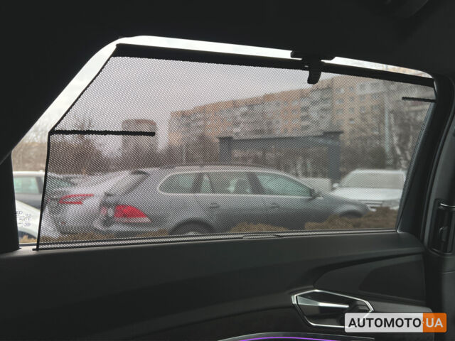 Сірий Ауді E-Tron, об'ємом двигуна 95 л та пробігом 65 тис. км за 33200 $, фото 20 на Automoto.ua