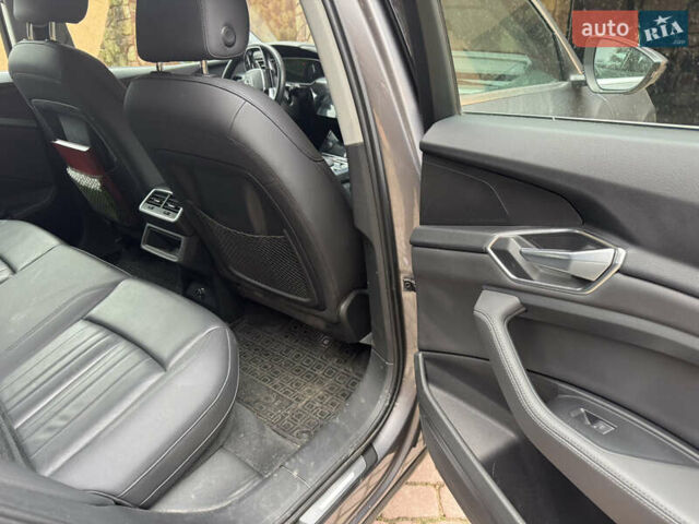 Серый Ауди E-Tron, объемом двигателя 0 л и пробегом 97 тыс. км за 23000 $, фото 10 на Automoto.ua