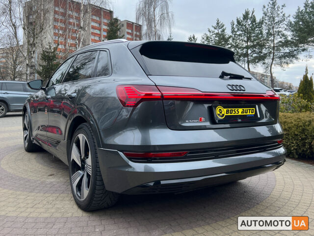 Сірий Ауді E-Tron, об'ємом двигуна 95 л та пробігом 65 тис. км за 33200 $, фото 4 на Automoto.ua