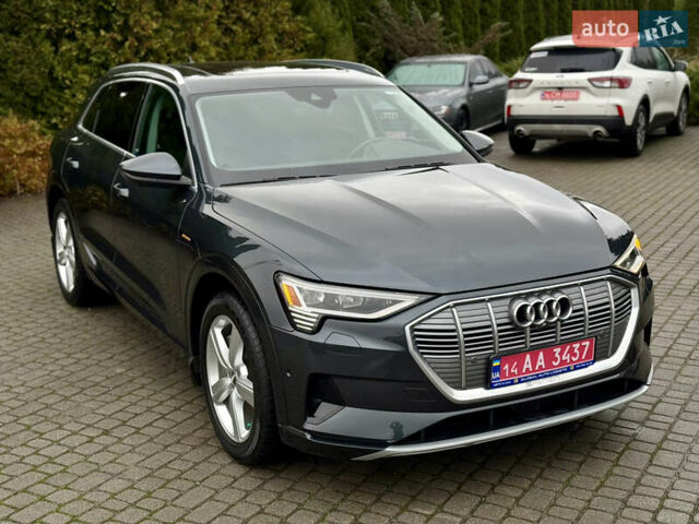 Сірий Ауді E-Tron, об'ємом двигуна 0 л та пробігом 59 тис. км за 30500 $, фото 11 на Automoto.ua