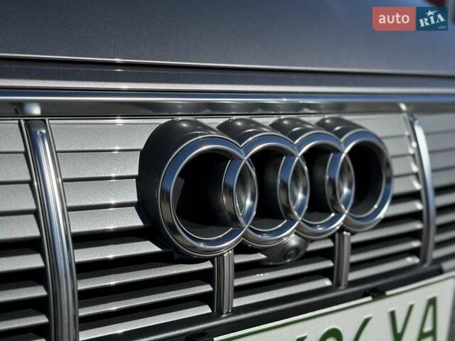 Серый Ауди E-Tron, объемом двигателя 0 л и пробегом 68 тыс. км за 31500 $, фото 7 на Automoto.ua