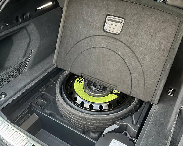 Серый Ауди E-Tron, объемом двигателя 0 л и пробегом 159 тыс. км за 25800 $, фото 25 на Automoto.ua