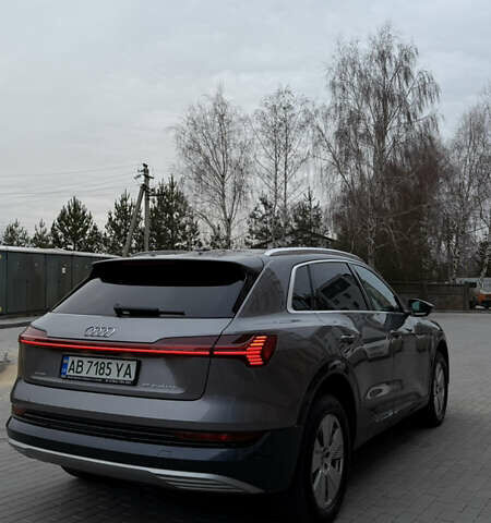 Сірий Ауді E-Tron, об'ємом двигуна 0 л та пробігом 75 тис. км за 34300 $, фото 11 на Automoto.ua