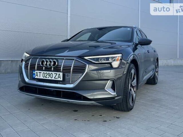 Сірий Ауді E-Tron, об'ємом двигуна 0 л та пробігом 128 тис. км за 40900 $, фото 55 на Automoto.ua