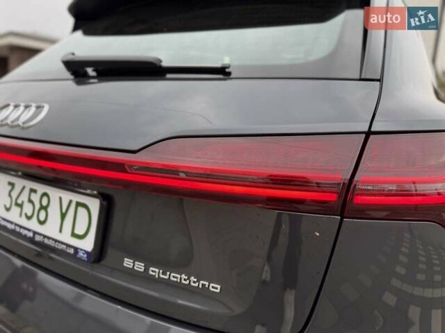 Серый Ауди E-Tron, объемом двигателя 0 л и пробегом 116 тыс. км за 25900 $, фото 11 на Automoto.ua