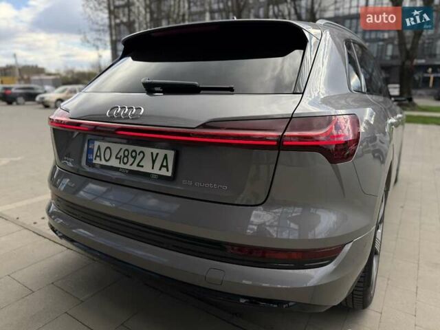 Серый Ауди E-Tron, объемом двигателя 0 л и пробегом 248 тыс. км за 26100 $, фото 5 на Automoto.ua