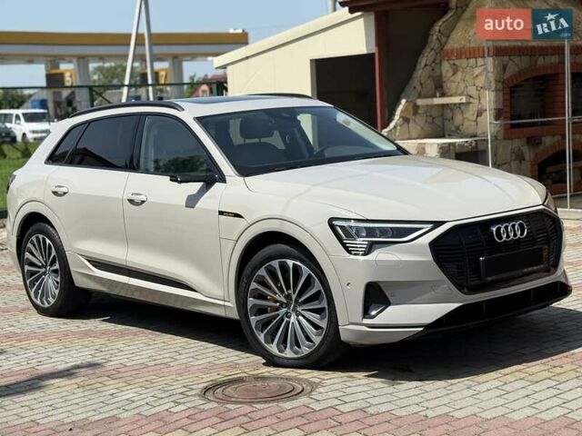Сірий Ауді E-Tron, об'ємом двигуна 0 л та пробігом 88 тис. км за 34900 $, фото 7 на Automoto.ua