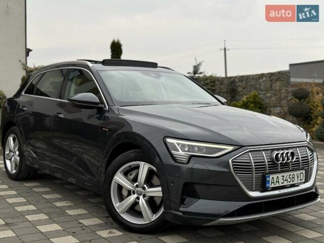 Серый Ауди E-Tron, объемом двигателя 0 л и пробегом 116 тыс. км за 25900 $, фото 5 на Automoto.ua