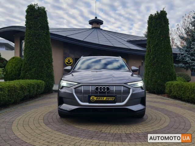 Серый Ауди E-Tron, объемом двигателя 95 л и пробегом 118 тыс. км за 37999 $, фото 7 на Automoto.ua