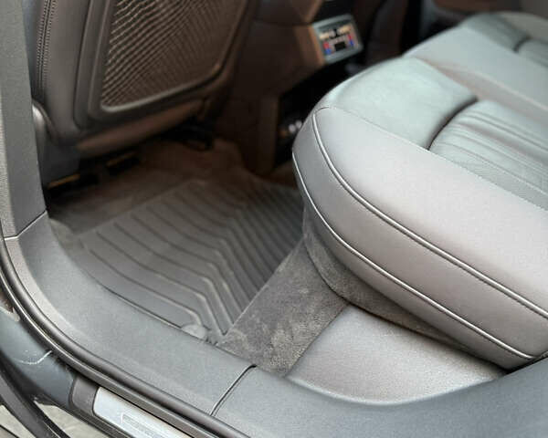 Серый Ауди E-Tron, объемом двигателя 0 л и пробегом 103 тыс. км за 31500 $, фото 16 на Automoto.ua