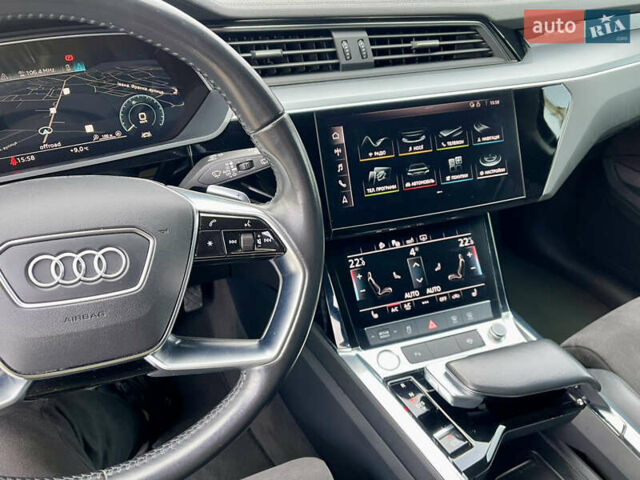 Серый Ауди E-Tron, объемом двигателя 0 л и пробегом 160 тыс. км за 23300 $, фото 10 на Automoto.ua