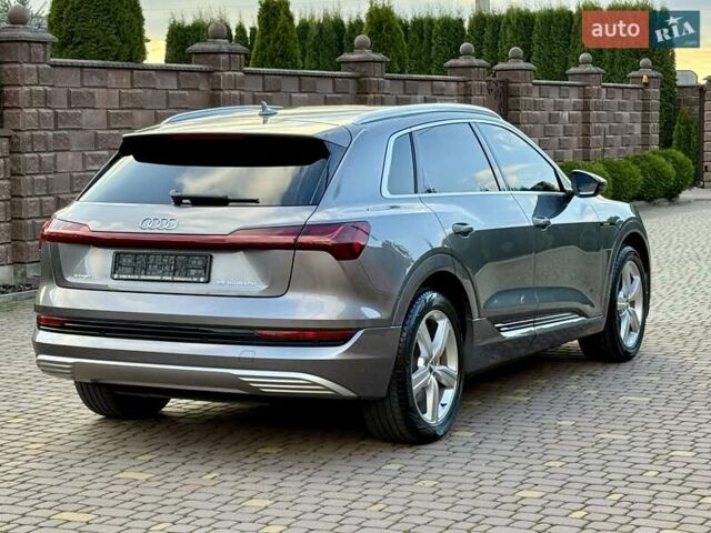 Ауді E-Tron 2019 у Рівному на Automoto.ua Сірий Ауді E-Tron, об'ємом двигуна 0 л та пробігом 139 тис. км за 26900 $, фото 28 на Automoto.ua