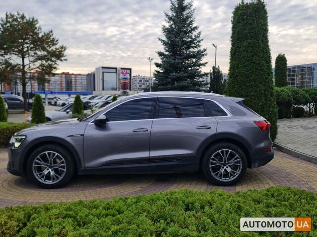 Серый Ауди E-Tron, объемом двигателя 95 л и пробегом 118 тыс. км за 37999 $, фото 5 на Automoto.ua