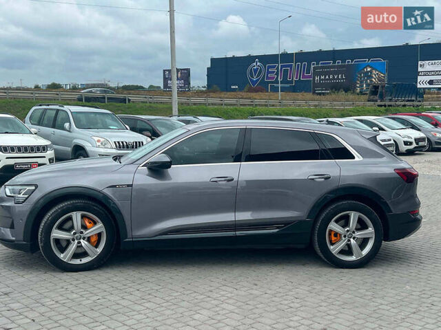 Серый Ауди E-Tron, объемом двигателя 0 л и пробегом 118 тыс. км за 31950 $, фото 5 на Automoto.ua