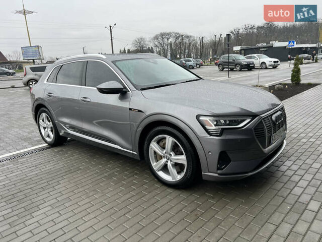 Ауди E-Tron 2019 в Снятине на Automoto.ua Серый Ауди E-Tron, объемом двигателя 0 л и пробегом 95 тыс. км за 28100 $, фото 6 на Automoto.ua