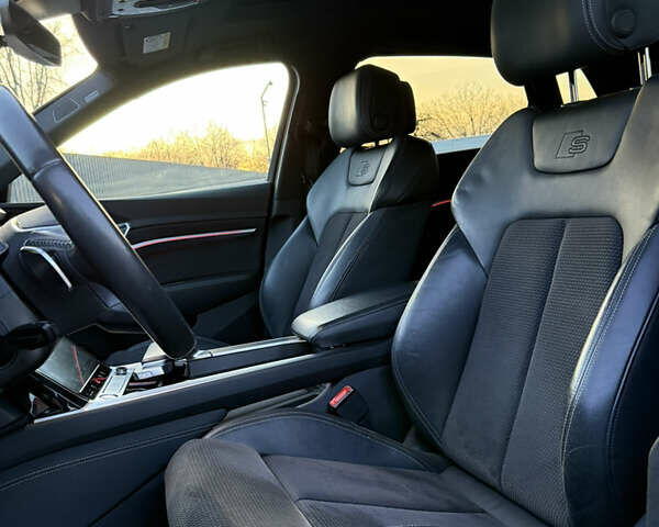 Серый Ауди E-Tron, объемом двигателя 0 л и пробегом 155 тыс. км за 27750 $, фото 24 на Automoto.ua