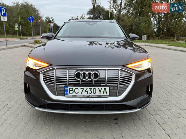 Сірий Ауді E-Tron, об'ємом двигуна 0 л та пробігом 42 тис. км за 34500 $, фото 16 на Automoto.ua