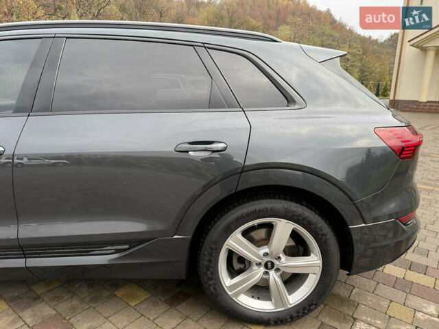 Серый Ауди E-Tron, объемом двигателя 0 л и пробегом 180 тыс. км за 26900 $, фото 7 на Automoto.ua