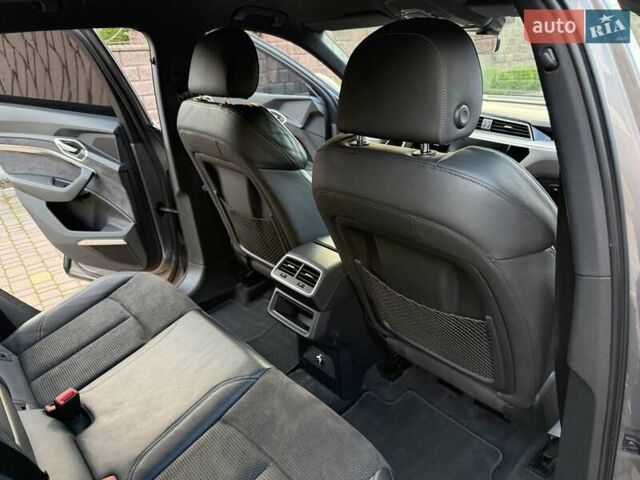 Ауді E-Tron 2019 у Рівному на Automoto.ua Сірий Ауді E-Tron, об'ємом двигуна 0 л та пробігом 139 тис. км за 26900 $, фото 49 на Automoto.ua