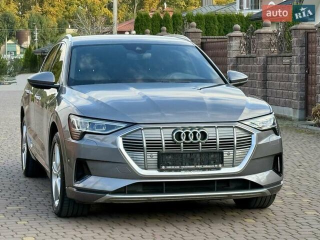 Ауді E-Tron 2019 у Рівному на Automoto.ua Сірий Ауді E-Tron, об'ємом двигуна 0 л та пробігом 139 тис. км за 26900 $, фото 3 на Automoto.ua