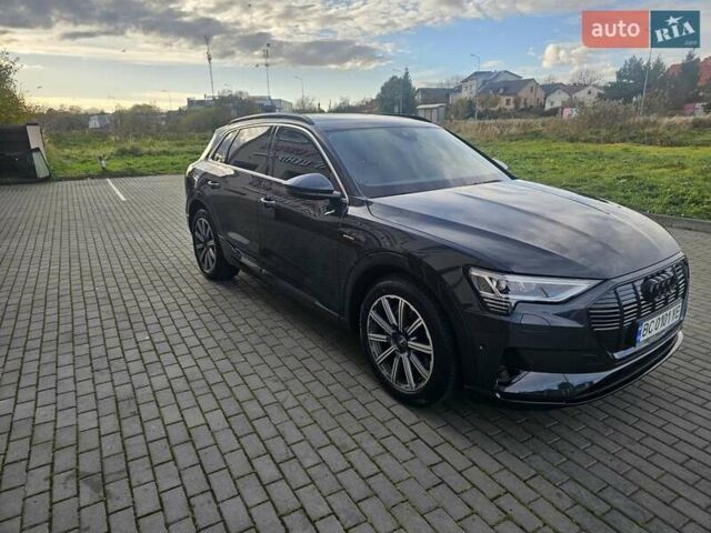 Сірий Ауді E-Tron, об'ємом двигуна 0 л та пробігом 128 тис. км за 24900 $, фото 1 на Automoto.ua