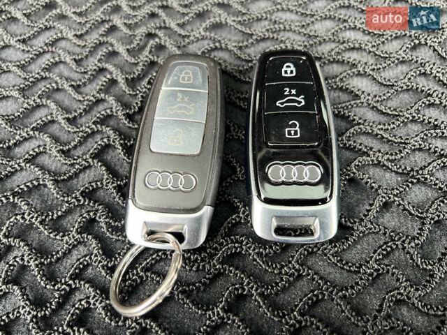 Сірий Ауді E-Tron, об'ємом двигуна 0 л та пробігом 42 тис. км за 34500 $, фото 21 на Automoto.ua