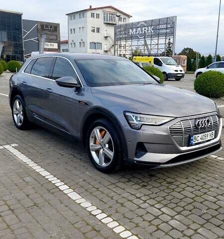 Сірий Ауді E-Tron, об'ємом двигуна 0 л та пробігом 118 тис. км за 31000 $, фото 6 на Automoto.ua