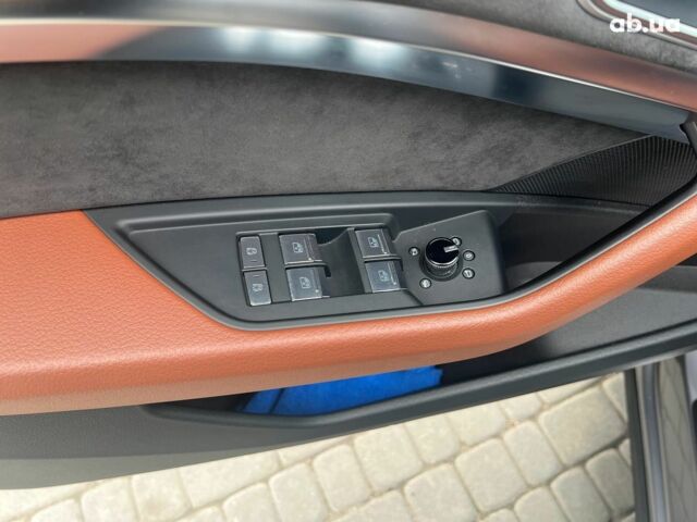 Серый Ауди E-Tron, объемом двигателя 0 л и пробегом 118 тыс. км за 31950 $, фото 21 на Automoto.ua