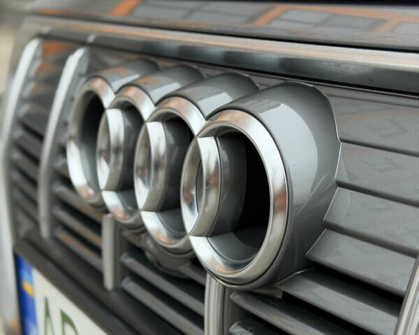 Сірий Ауді E-Tron, об'ємом двигуна 0 л та пробігом 75 тис. км за 34300 $, фото 18 на Automoto.ua