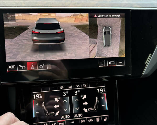 Серый Ауди E-Tron, объемом двигателя 0 л и пробегом 103 тыс. км за 31500 $, фото 29 на Automoto.ua