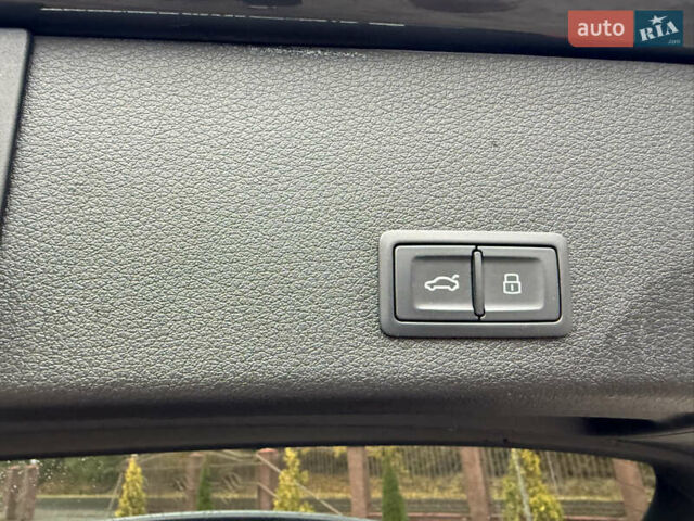 Серый Ауди E-Tron, объемом двигателя 0 л и пробегом 180 тыс. км за 26900 $, фото 13 на Automoto.ua