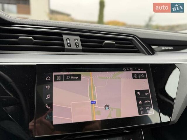 Серый Ауди E-Tron, объемом двигателя 0 л и пробегом 116 тыс. км за 25900 $, фото 40 на Automoto.ua