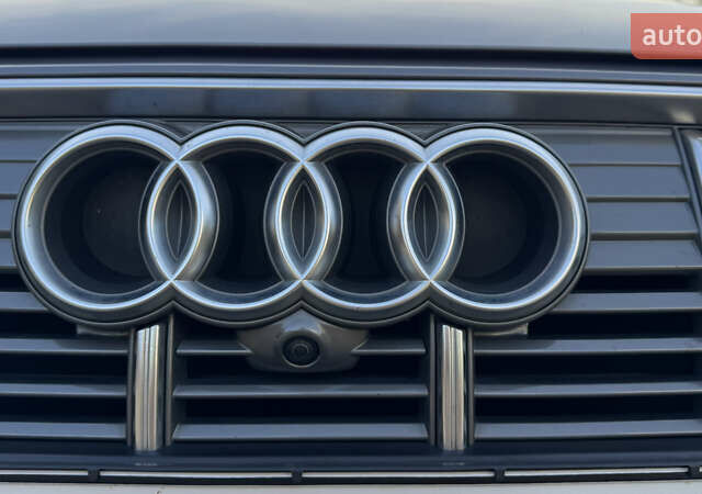 Серый Ауди E-Tron, объемом двигателя 0 л и пробегом 60 тыс. км за 32500 $, фото 19 на Automoto.ua