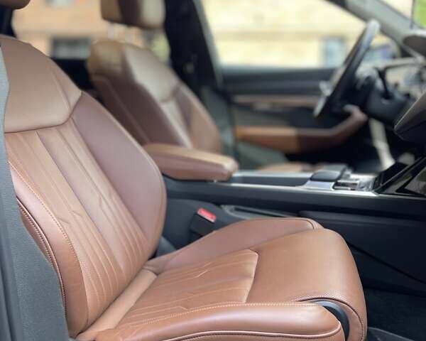 Серый Ауди E-Tron, объемом двигателя 0 л и пробегом 69 тыс. км за 33000 $, фото 24 на Automoto.ua